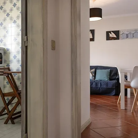 By Trip2portugal דירה *