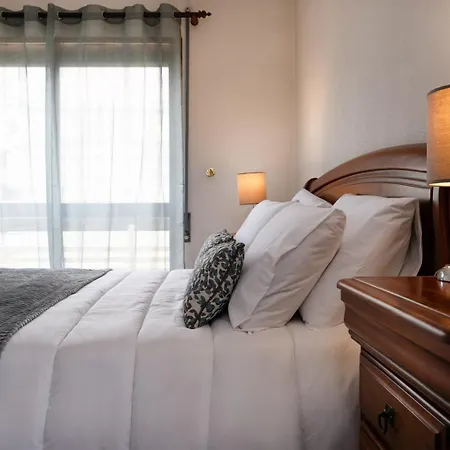 By Trip2portugal פיגואיירה דה פוז